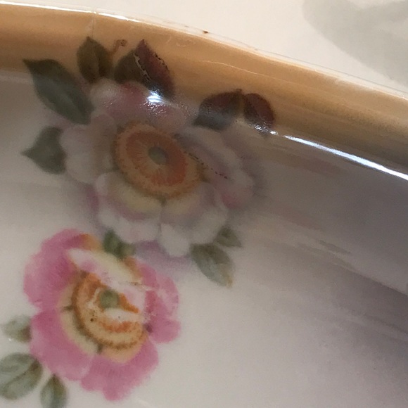 Vintage Porcelain two handled serving dish - Picture 6 of 8